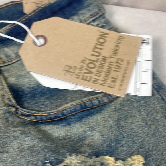 Evolution In Design Denim Jeans Slim Distressed 36” waist, 32” length, stretchy - Picture 4 of 12
